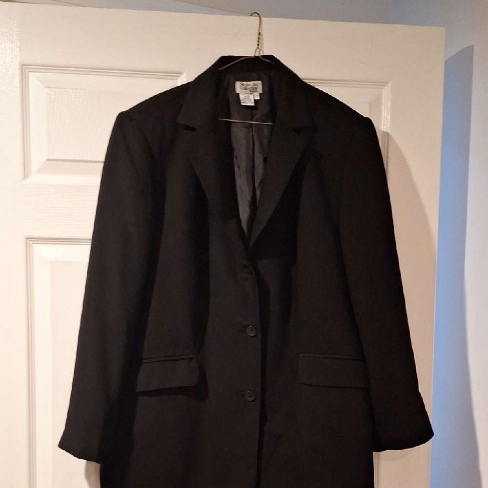 Classic Black Women's Blazer